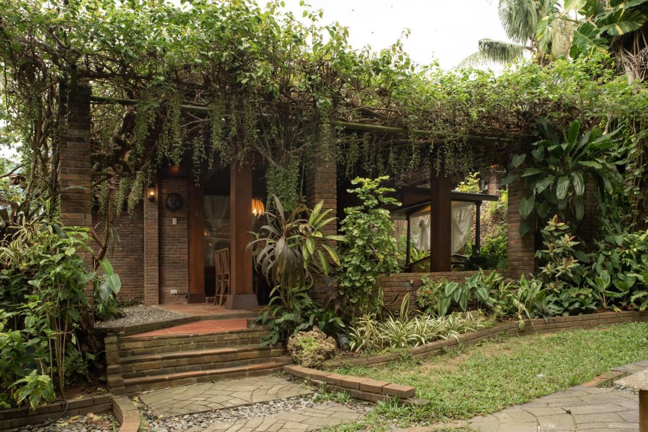 Hotel Chema'S By The Sea à Samal Extérieur photo