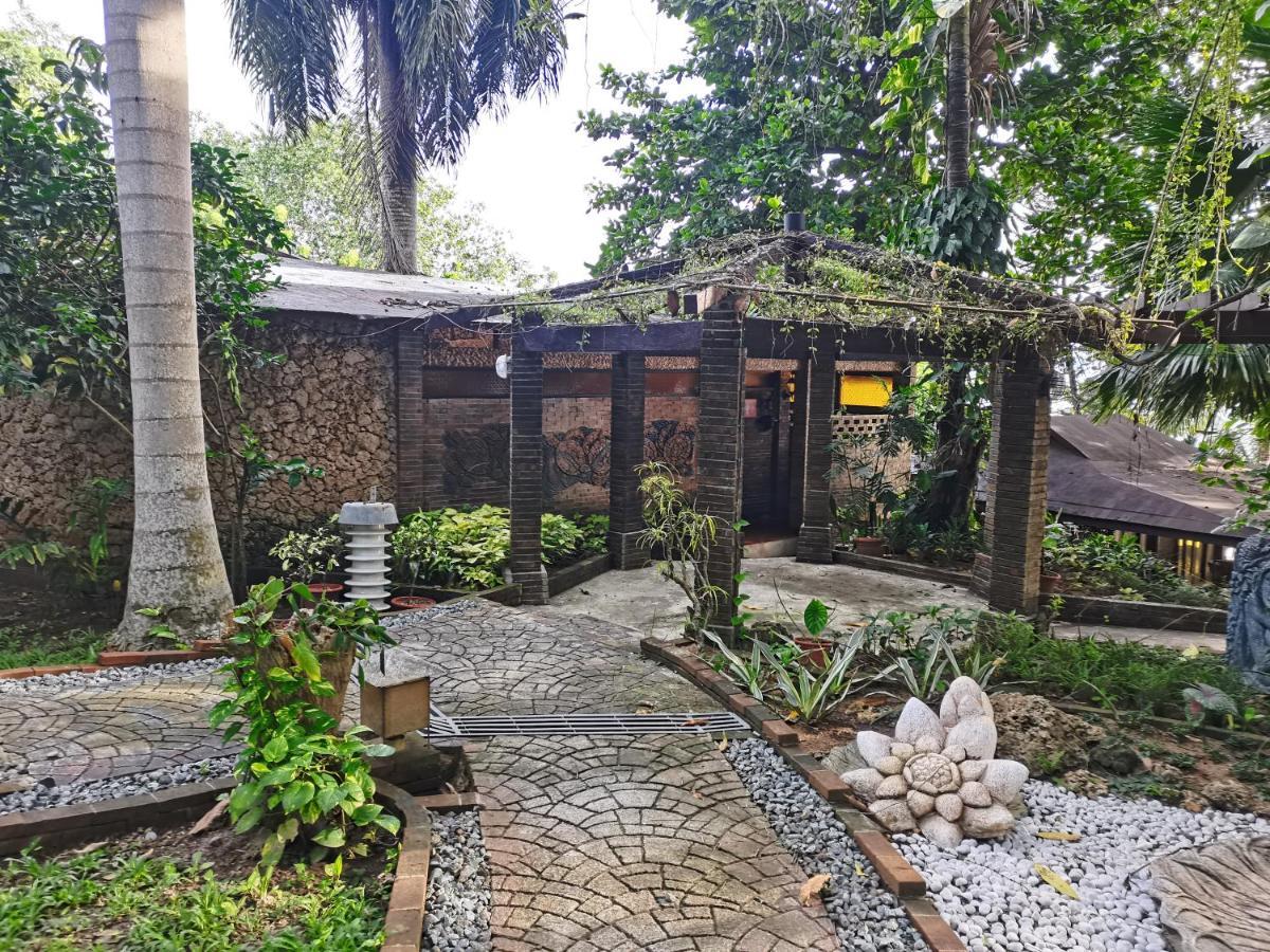 Hotel Chema'S By The Sea à Samal Extérieur photo